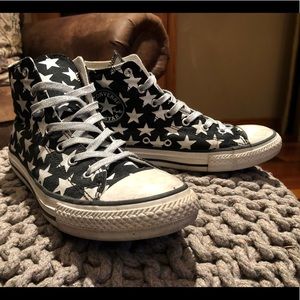 High top Converse Sneakers